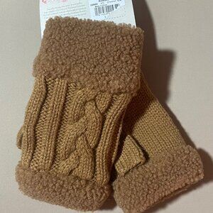 KOOLABURRA BY UGG® Fingerless Gloves